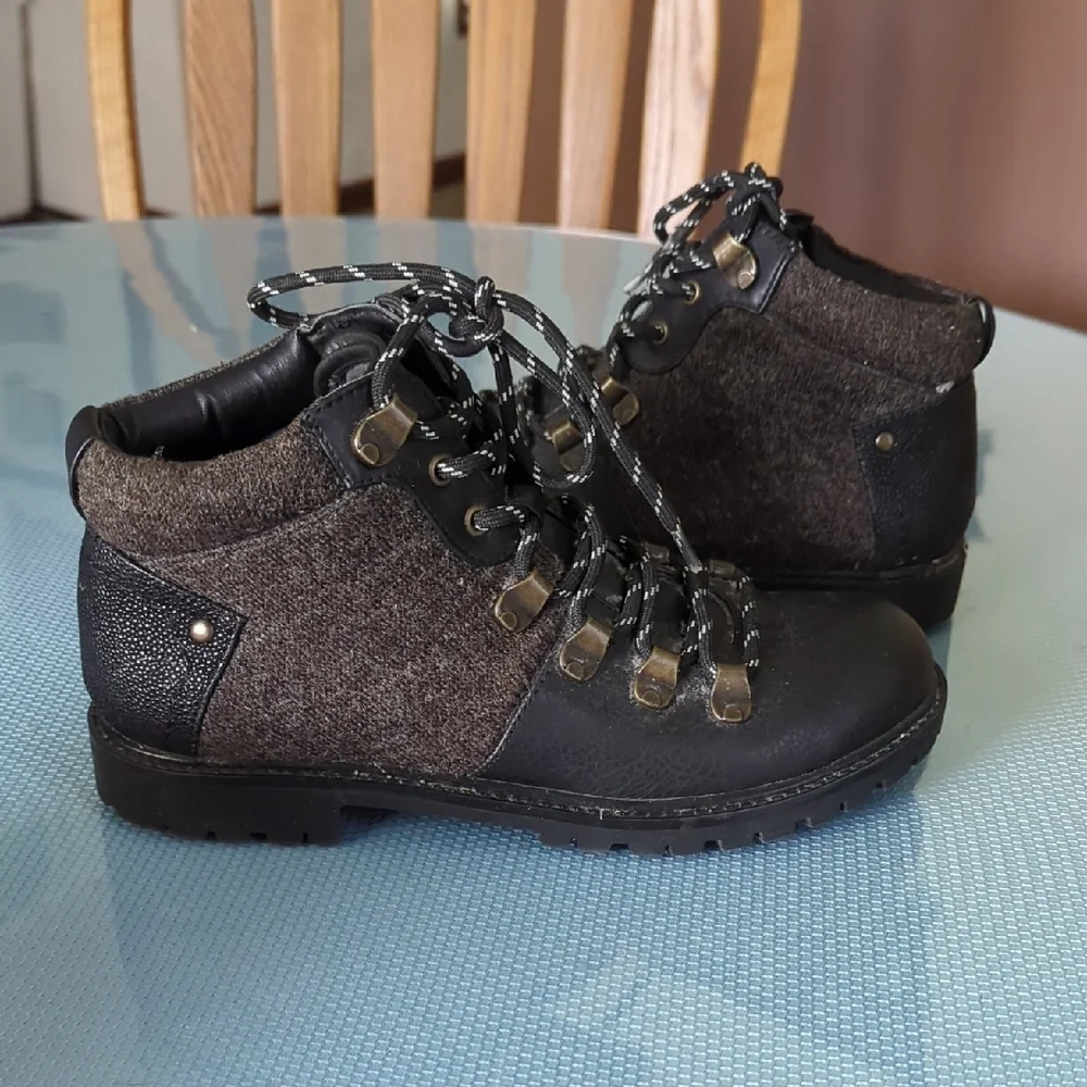 Indigo Rd. Black Lace-Up Boots